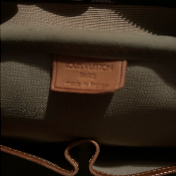 Authentic LV Monogram Deauville Tote - Picture 9 of 12